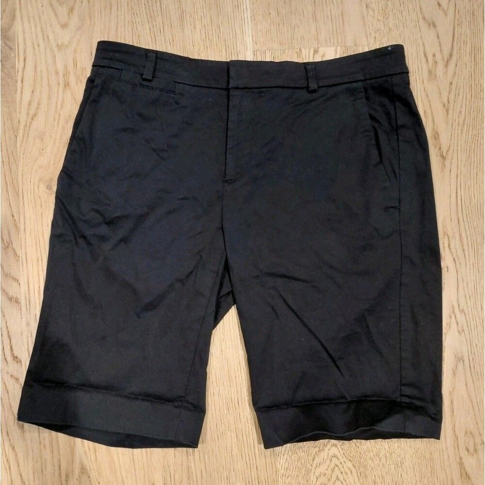 Banana Republic Women's flat-front tailored shorts black Size 2